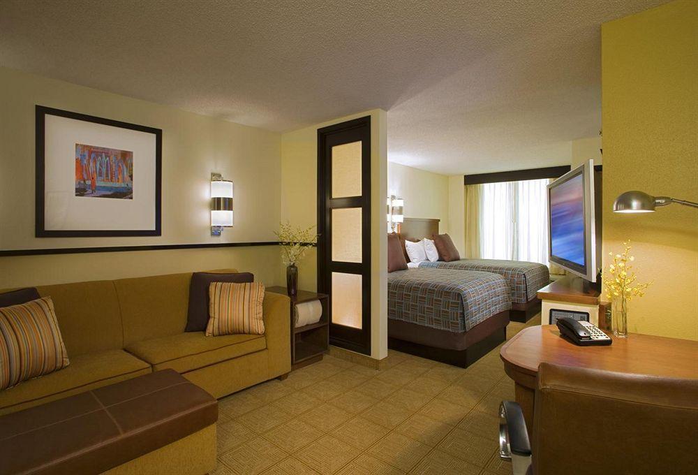 Hyatt Place Richmond - Innsbrook Short Pump Room photo
